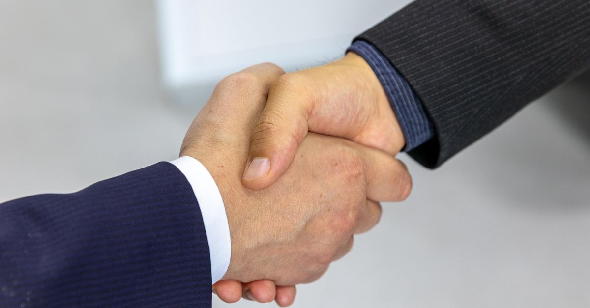 Поиск тендеров на коммерческих ЭТП: B2B-закупки